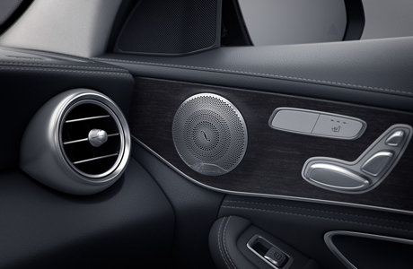 新一代長軸距C級轎車(圖9)