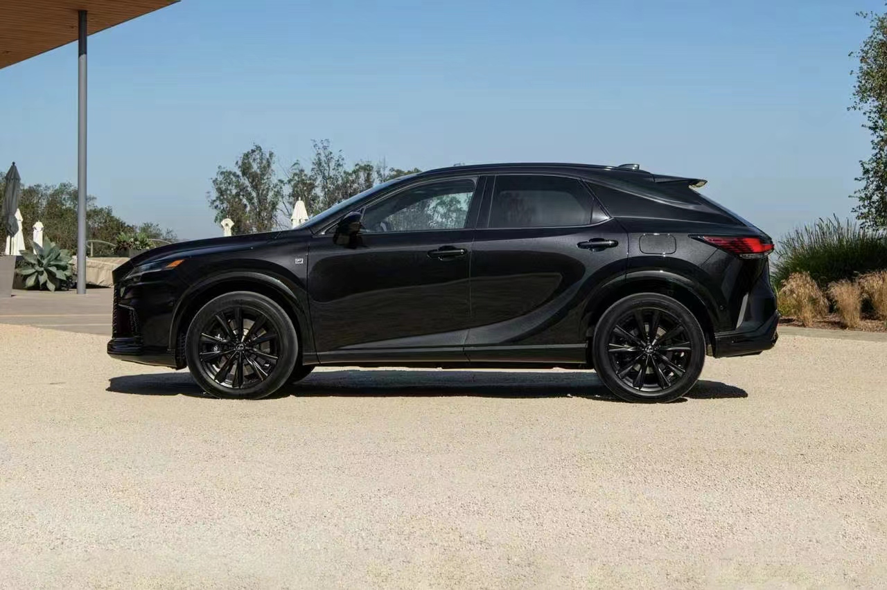 買輛(liàng)RX吧(ba)! TA能陪你(nǐ)很久(圖2) 買輛(liàng)RX吧(ba)! TA能陪你(nǐ)很久(圖2)