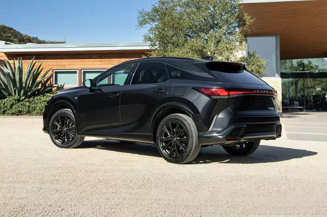 買輛(liàng)RX吧(ba)! TA能陪你(nǐ)很久(圖5) 買輛(liàng)RX吧(ba)! TA能陪你(nǐ)很久(圖5)