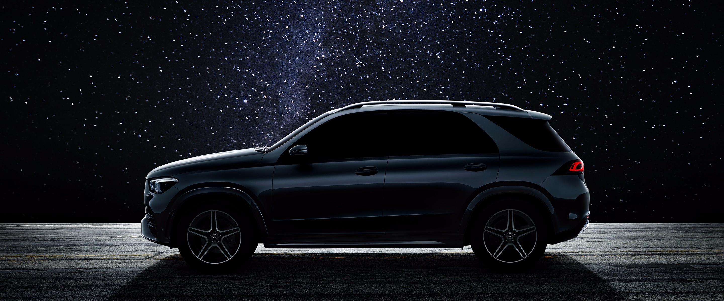 全新梅賽德斯-奔馳GLE SUV 新的力量即将覺醒，預售開啓