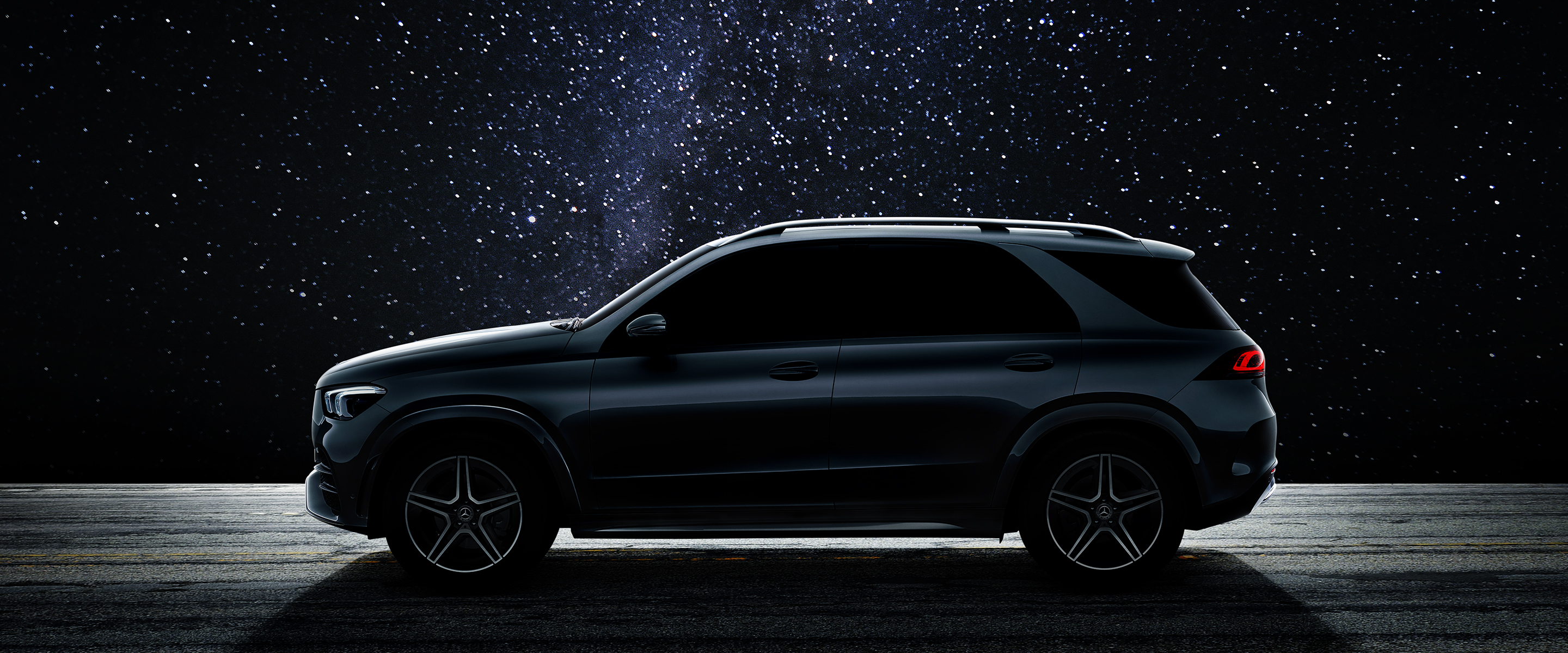 全新梅賽德斯-奔馳GLE SUV 新的力量即将覺醒,預售開啓!(圖1) 全新梅賽德斯-奔馳GLE SUV 新的力量即将覺醒,預售開啓!(圖1)