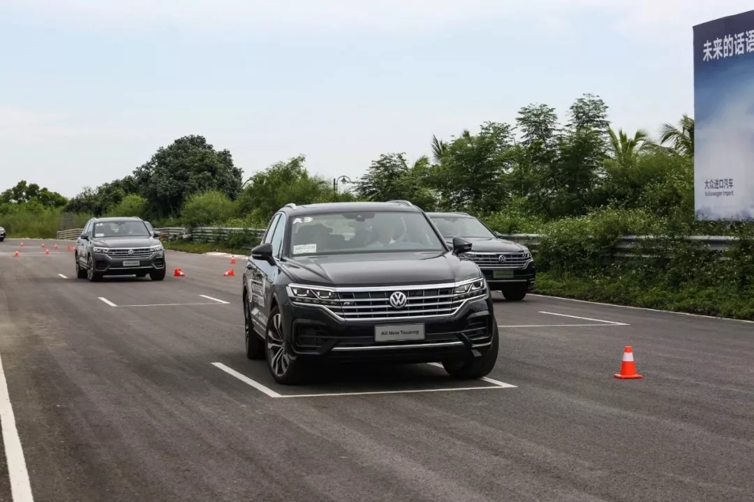 這是一封勇者英雄帖 夠優秀請(qǐng)亮劍 | 途銳越野試駕會火(huǒ)熱(rè)招募中(圖15) 這是一封勇者英雄帖 夠優秀請(qǐng)亮劍 | 途銳越野試駕會火(huǒ)熱(rè)招募中(圖15)