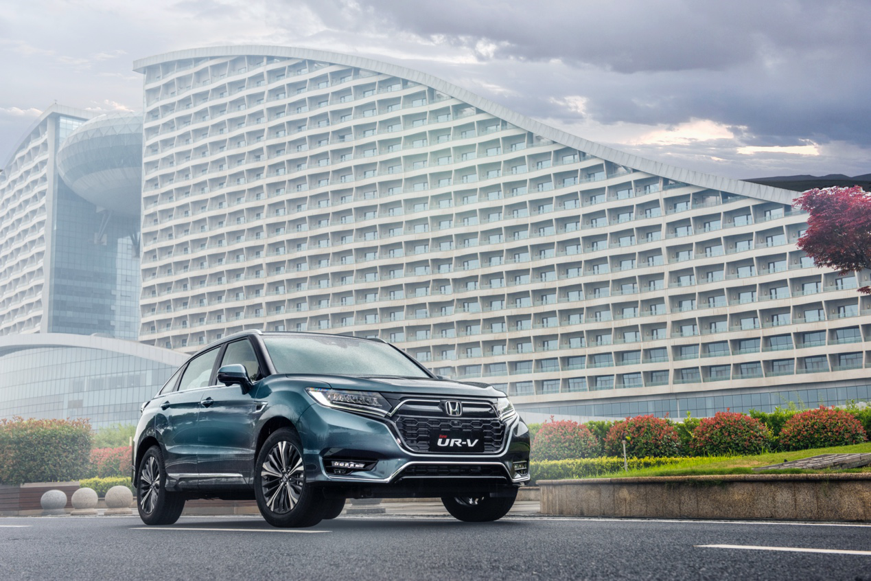 定義城(chéng)市精英,不凡座駕UR-V即将上市(圖1) 圖片1.png