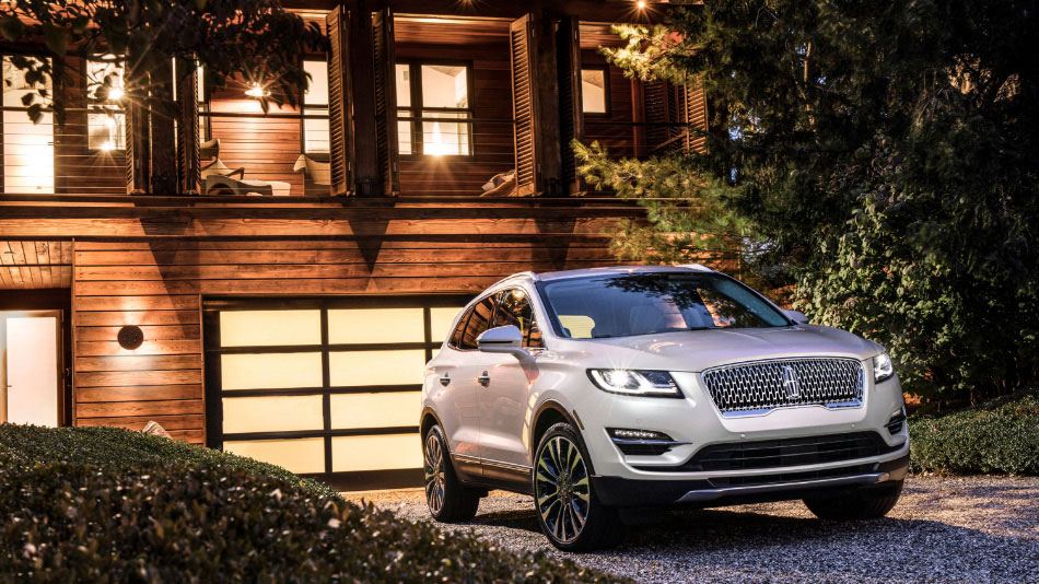 新款林肯MKC:以睿領風(fēng)潮設計(jì) 創領中型豪華SUV新風(fēng)尚